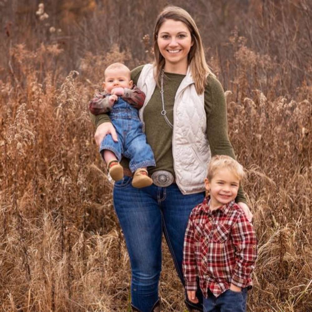 Meet your Posher, Ashley